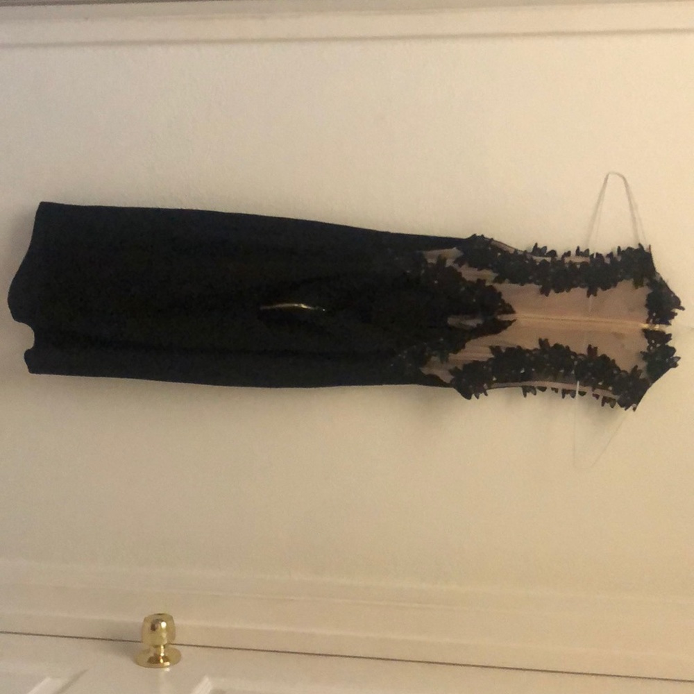 Obsession 🖤🖤Black dress. Laced mid backless